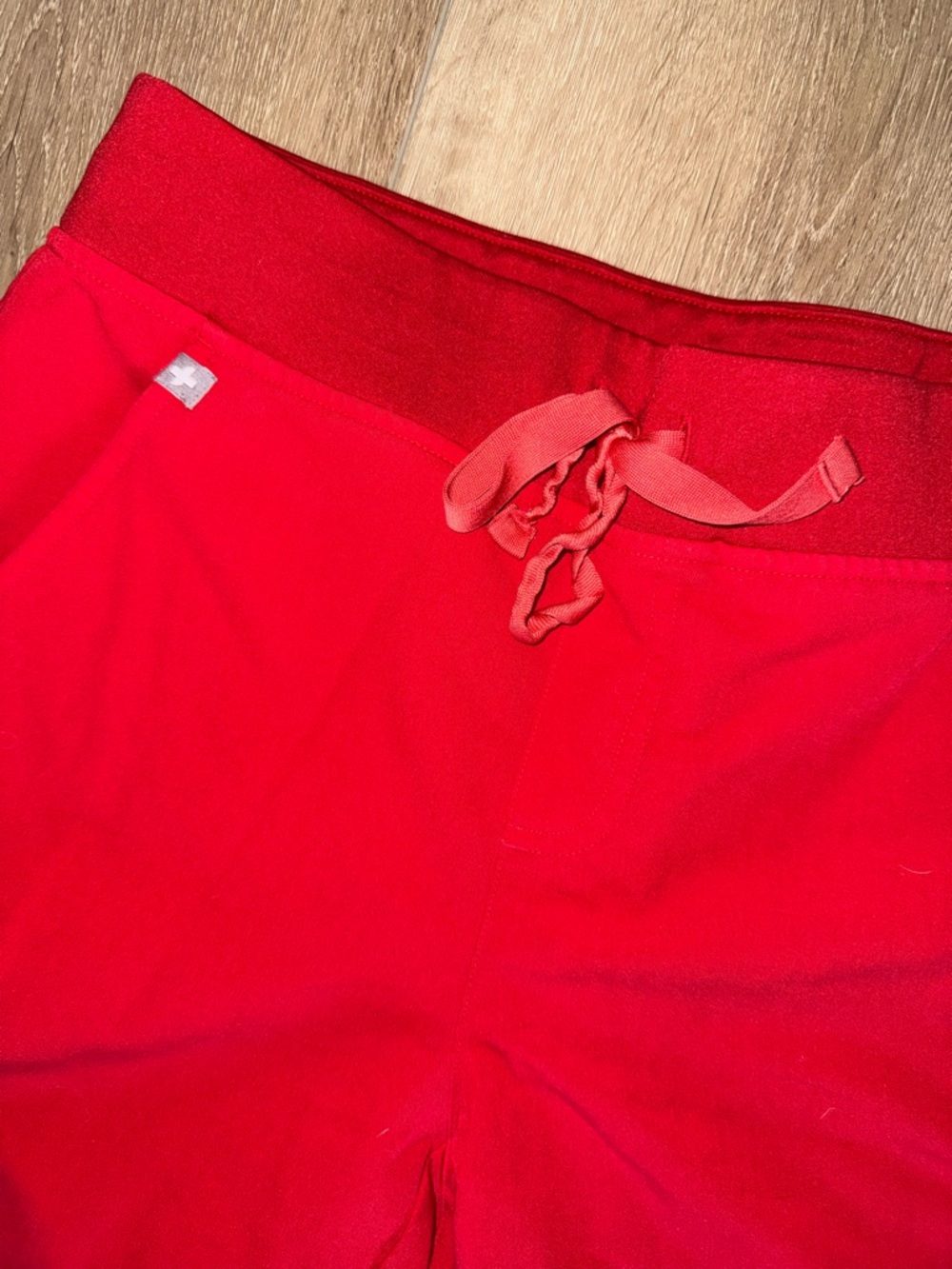 Figs Winning Red Zamora Jogger Pants Casma Scrub Top Scrubs Set Small S Tall - Picture 3 of 7